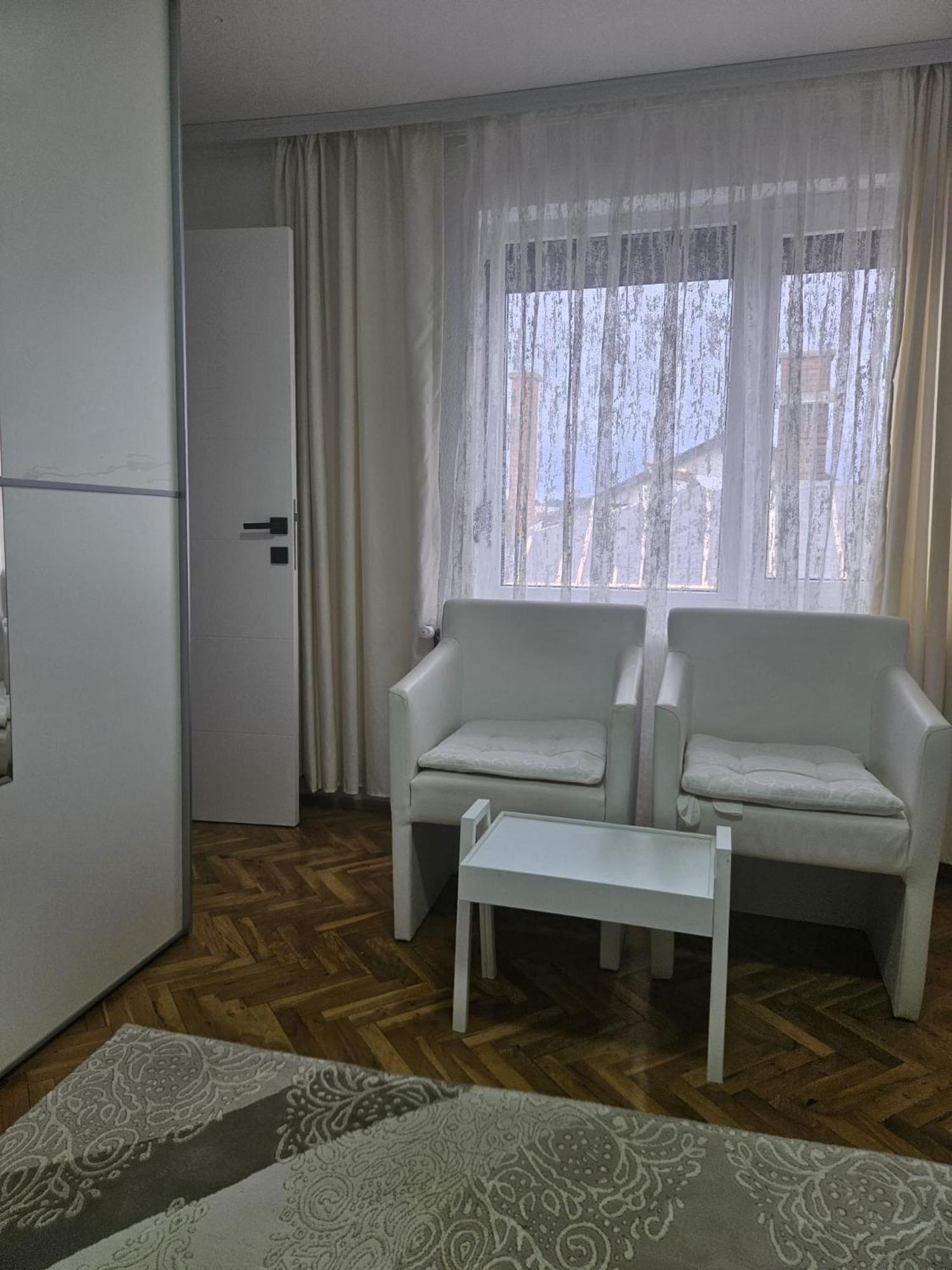 Vila Petunija Сйеница Стая снимка